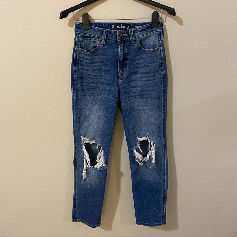 HOLLISTER ULTRA HIGH-RISE MOM JEAN VINTAGE STRETCH